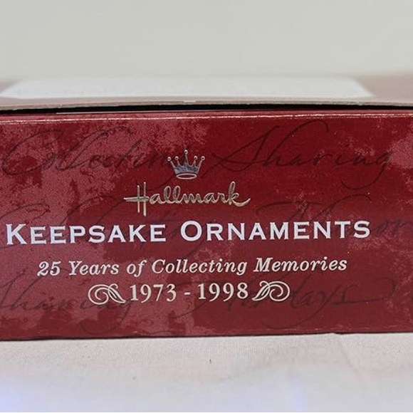 Vintage Hallmark Keepsake Tonka Road Grader 1998 Christmas Ornament. - Picture 2 of 6